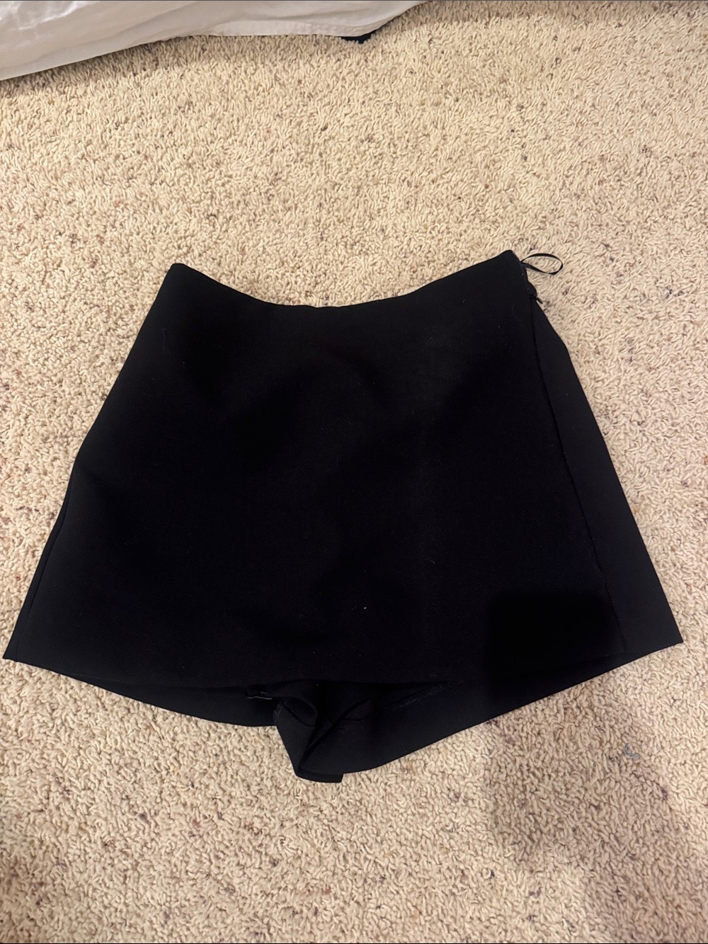 Black Zara mini skort
